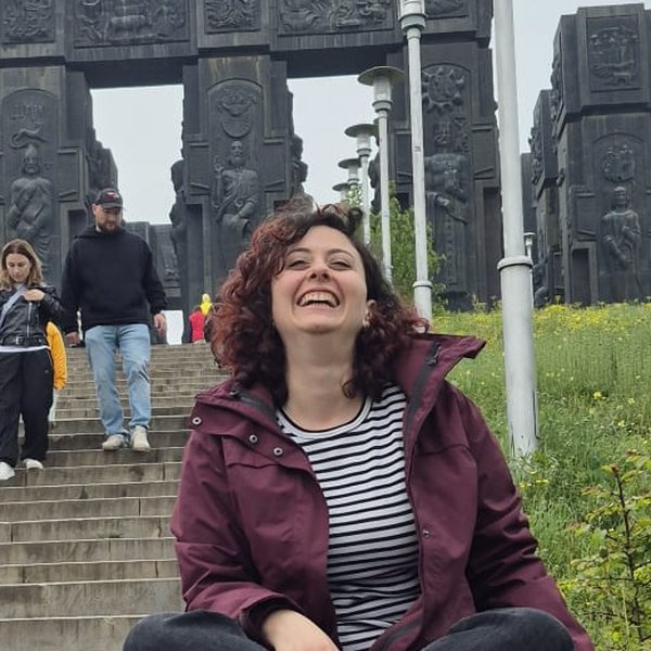 Özge Sönmezcan